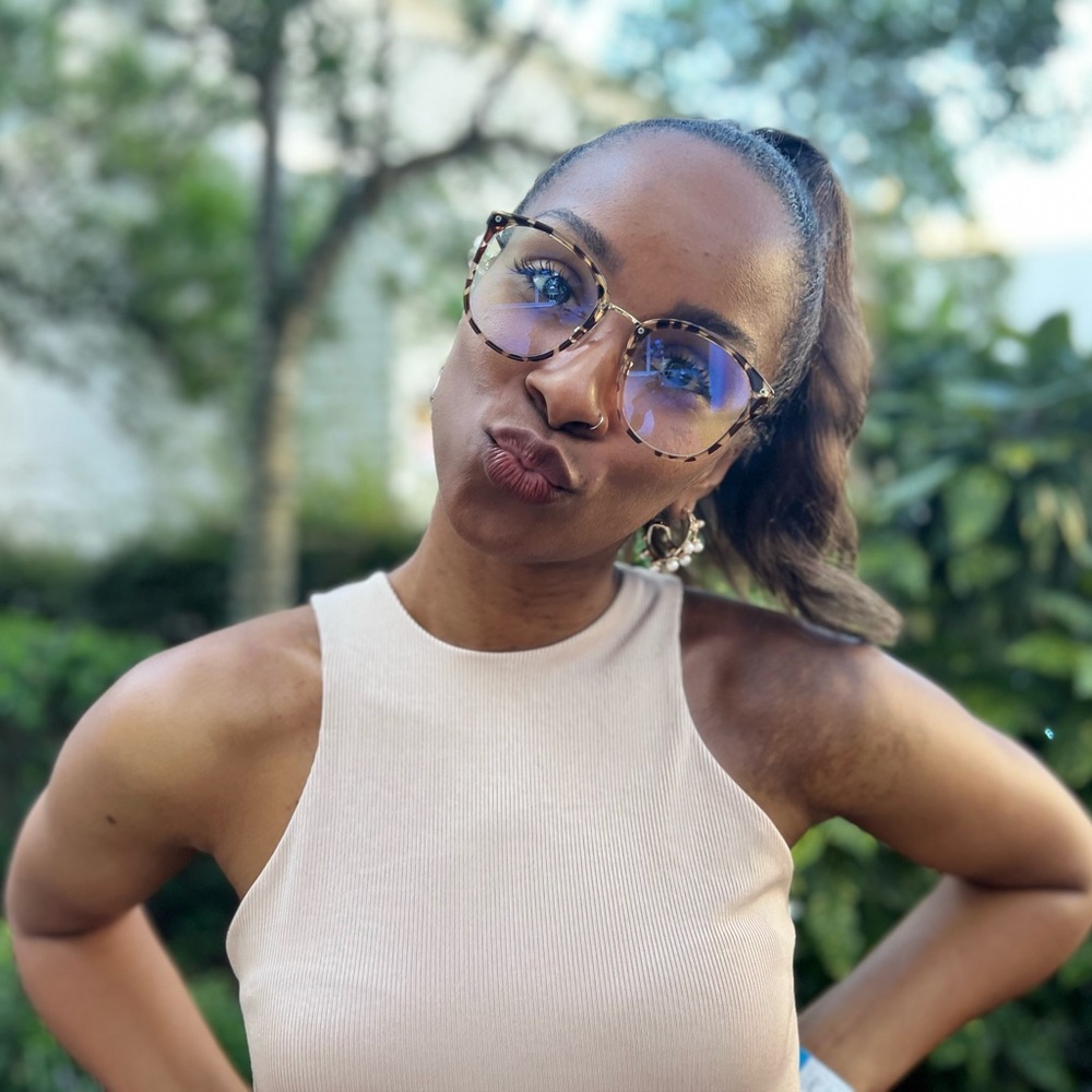 Meet your Posher, Kaleshia